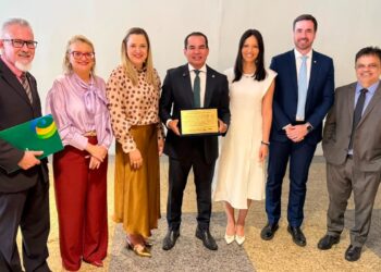 ANADEF participa de homenagem ao deputado federal e defensor público Stélio Dener
